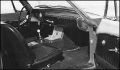 Avanti R1607 Interior