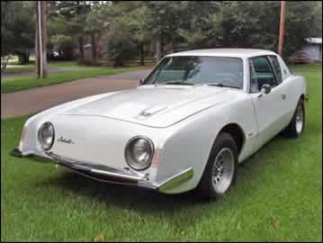 1963 Studebaker Avanti Front View