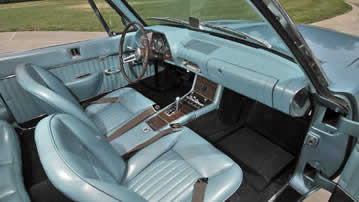 Hallbrook Avanti Interior