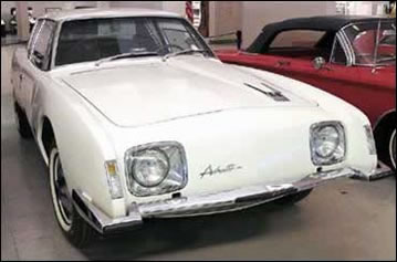 Studebaker Avanti R5643 